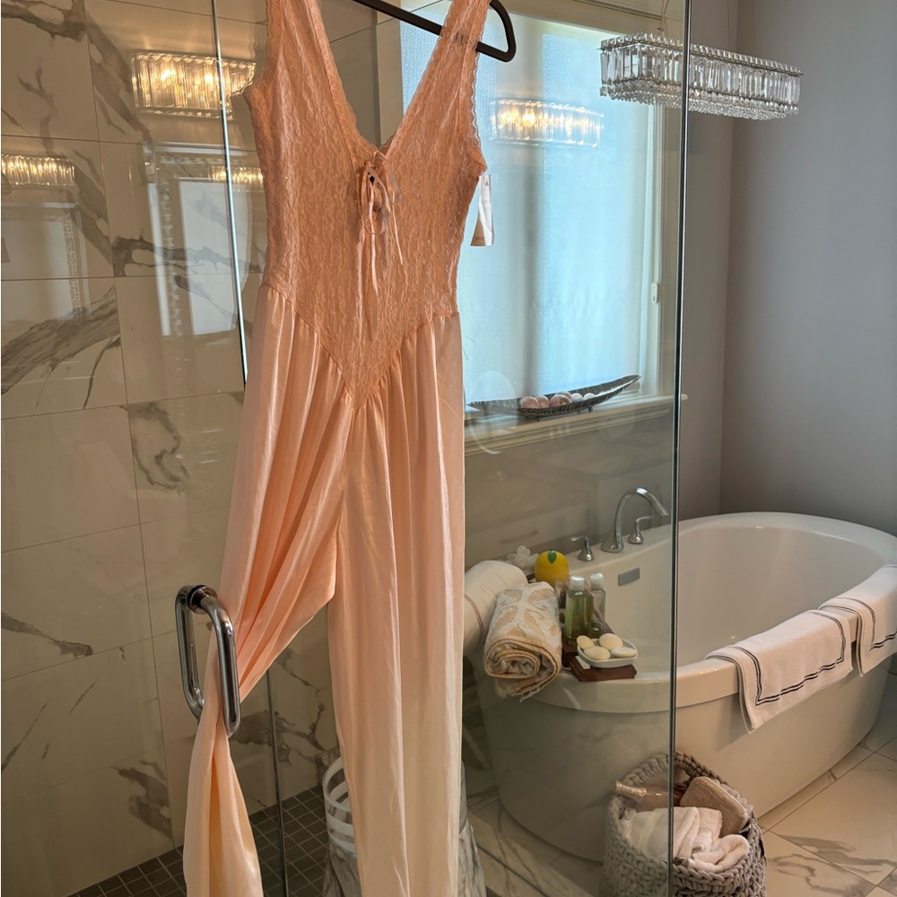 Vintage undercover wear brand new with tags size medium in peach very demure